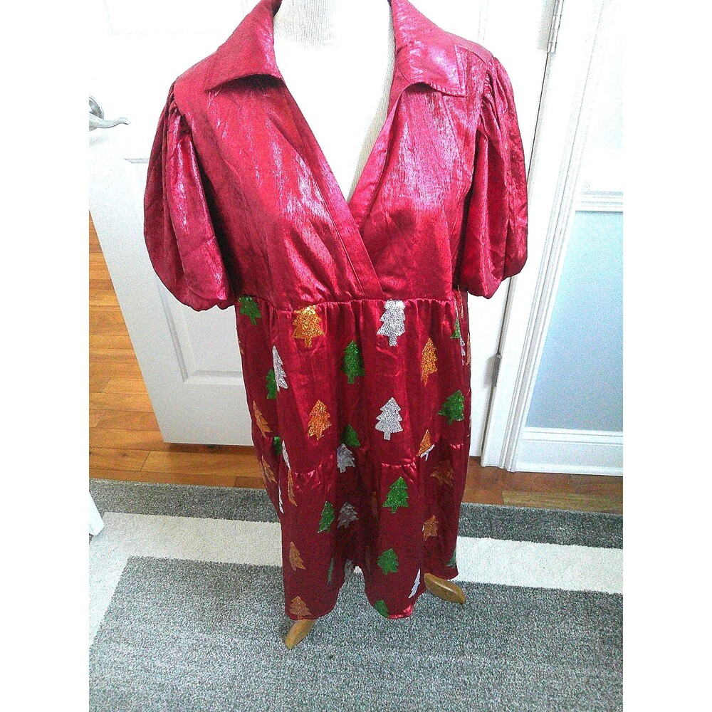 NEW Simply Southern Metallic Red Christmas Tree Dress with Sequin Tree Accent XL